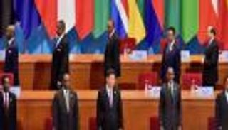 الصين تفوز على أمريكا بالقاضية.. "معركة القلوب" في أفريقيا