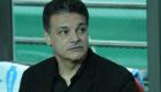 رغم غموض مستقبله.. إجازة تُبعد إيهاب جلال عن منتخب مصر