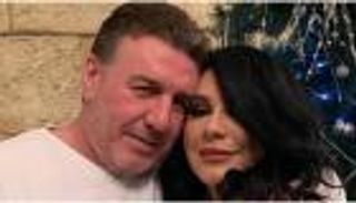 سلاف فواخرجي وطليقها.. تعاون فني وعيد ميلاد مشترك