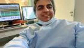 كيف تشعر أنك على أعتاب أزمة قلبية؟.. تجربة تعرض لها طبيب قلب مصري شهير