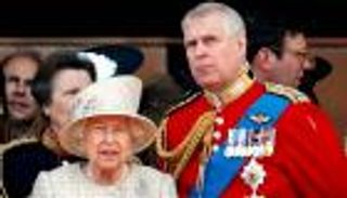 أندرو وتشارلز.. خلافات الشقيقين تكشف التوتر بعائلة إليزابيث