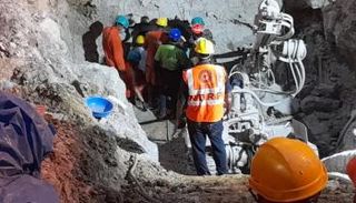 عمليات إنقاذ الطفل الهندي