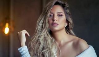 الفنانة ريم مصطفى