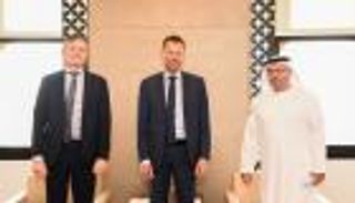 قرقاش يبحث مع "نيكلاسون" مستجدات الوضع بأفغانستان 