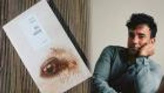 يامن منّاعي.. روائي تونسي يفوز بجائزة "أورانج للكتاب في أفريقيا"