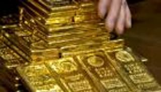 الذهب يحلق مع قرار رفع أسعار الفائدة الأمريكية 