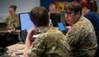 من قلب ألمانيا.. غرفة سرية تدير عملية تسليح أوكرانيا