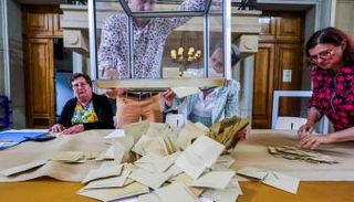 فرز الأصوات في الانتخابات التشريعية الفرنسية