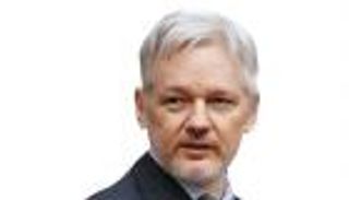 ترحيل أسانج لأمريكا.. فصل مثير برحلة مؤسس ويكيليكس