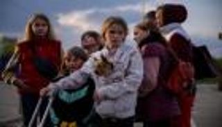 مليونا أوكراني نقلوا إلى روسيا.. وحاكم لوهانسك يتأهب لـ"الأسوأ"