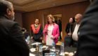 مشاورات القاهرة.. "مخاض عسير" قبل حسم مسودة دستور ليبيا 