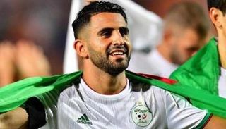 النجم رياض محرز