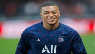 كيليان مبابي نجم باريس سان جيرمان