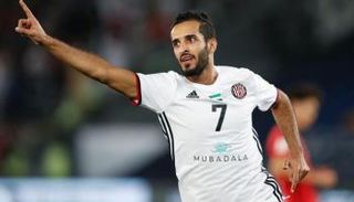 علي مبخوت نجم الجزيرة هداف الدوري الإماراتي التاريخي