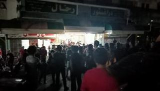 طوابير أمام أحد الافران في الجنوب اللبناني