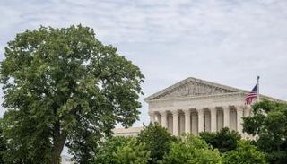 المحكمة العليا الأمريكية 