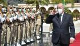 تبون واصفا سوناطراك للنفط: "الجيش الثالث" للجزائر