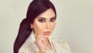 رنا الأبيض تقلد منى واصف وكاريس بشار ونورمان أسعد (فيديو)