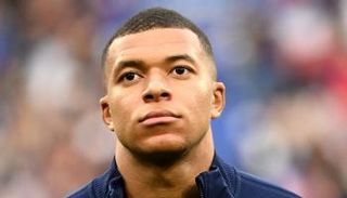 كيليان مبابي نجم باريس سان جيرمان