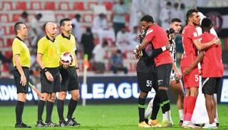 الحكام الأحانب في الدوري الإماراتي