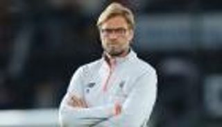 بين صلاح وليفاندوفسكي.. هل يدفع كلوب ثمن صناعة أفضل لاعب في العالم؟