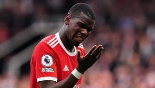 بول بوجبا لاعب وسط مانشستر يونايتد