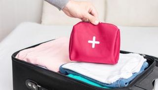 صيدلية سفر - أرشيفية