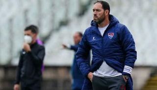 مدرب الأهلي الجديد.. من هو ريكاردو سواريس؟