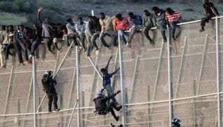 مهاجرون غير شرعيون - أرشيف