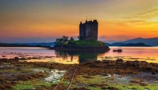 جزيرة قلعة CASTLE STALKER