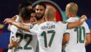 لحسم مستقبله.. نجم منتخب الجزائر يلجأ إلى الفيفا