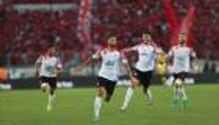 الوداد يتوج بلقب الدوري المغربي للمرة الـ22 في تاريخه