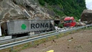 انهيار صخري في شمال شرق تركيا