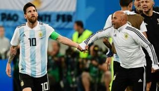 سامباولي مع ميسي في منتخب الأرجنتين