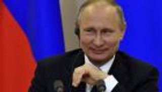 "فزاعة الغرب".. كيف طوع بوتين "الوقت" ليملك اليد العليا؟ 