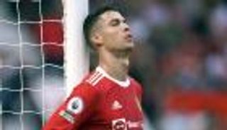 مفاجأة.. كريستيانو رونالدو يطلب مغادرة مانشستر يونايتد