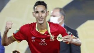 لاعب الأهلي