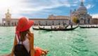 "البندقية" تكافح السياحة المفرطة.. غرامة باهظة للمخالفين