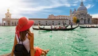 البندقية تكافح السياحة المفرطة