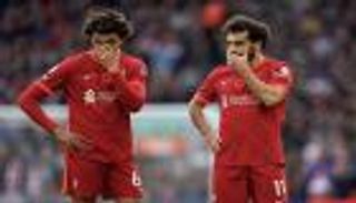 أرنولد يعلق على تجديد عقد محمد صلاح مع ليفربول