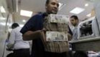 الجنيه المصري عند أدنى مستوى في 5 سنوات مقابل الدولار