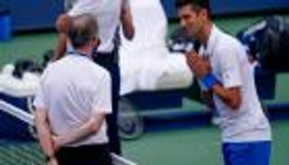 "بطولة قاعات".. ديوكوفيتش يهاجم مواعيد ويمبلدون