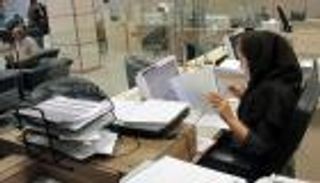 تصعيد جديد.. إيران تمنع الخدمات عن ذوات "الحجاب الجزئي" في مشهد