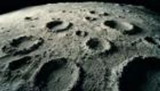 القمر.. ساحة معركة جديدة بين أمريكا والصين