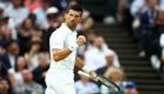 ريمونتادا مثيرة تقود ديوكوفيتش لنصف نهائي ويمبلدون