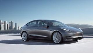 تسلا موديل 3