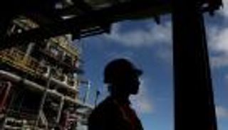 انهيار النفط واشتعال الغاز.. ماذا يحدث في أسواق الطاقة؟