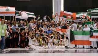 الطلبة المتنافسون في البطولة العربية للروبوت والذكاء الاصطناعي