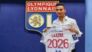 أشرف العزيري لاعب ليون الفرنسي