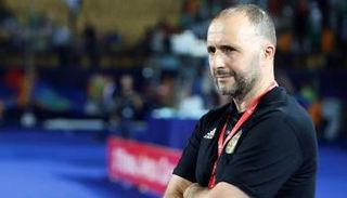 جمال بلماضي مدرب منتخب الجزائر 